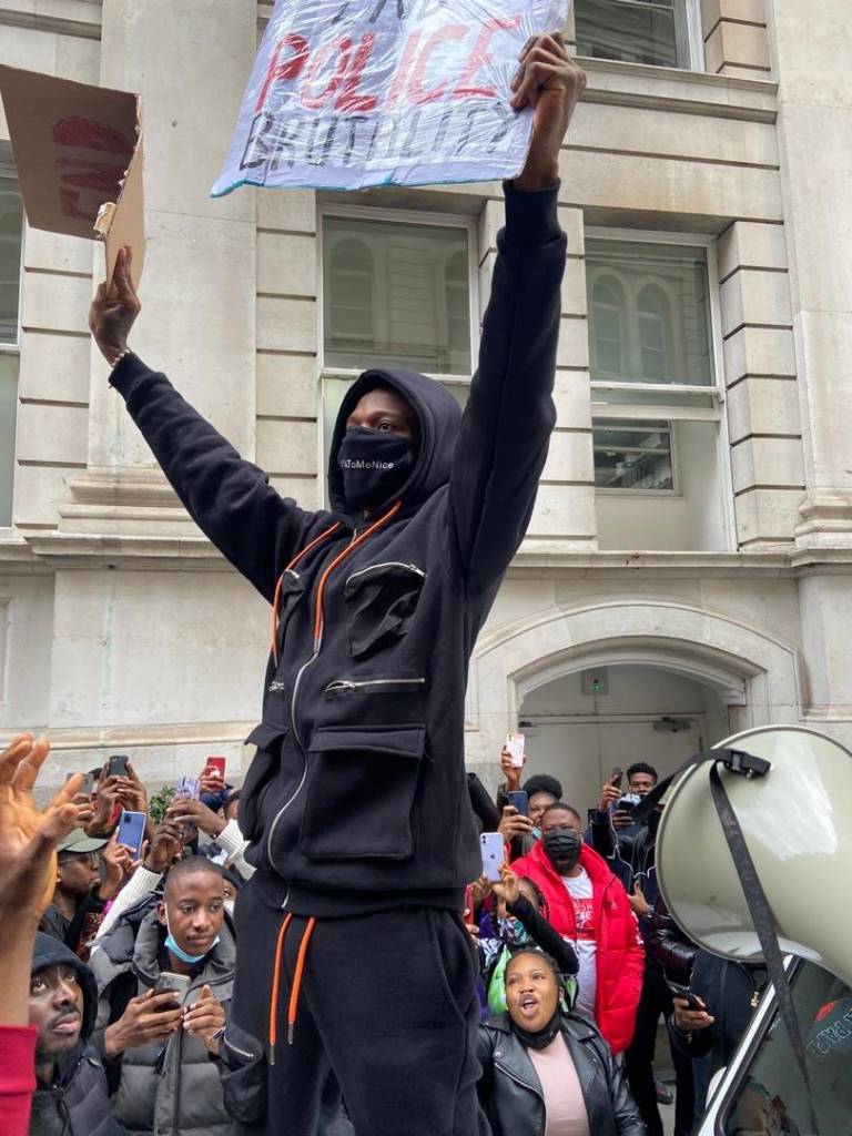 Iconic Photos Of Brave Male Protesters At The Endsars Movement