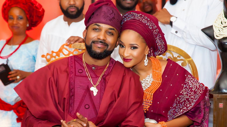 Banky W & Adesua celebrate their 3rd-year Intro-versery #BAAD2017