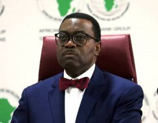 Nigerians Blast AfDB President, Akinwunmi Adesina, For Defending Gowon over Looting Allegations.