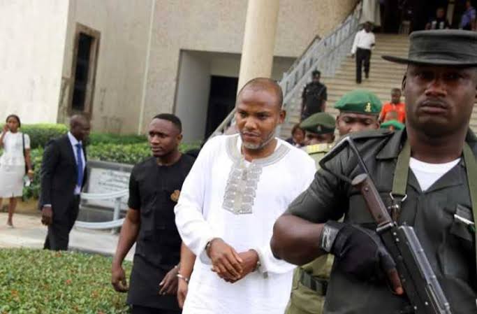 BREAKING: Policemen send IPOB members out of Nnamdi Kanu’s court trial.