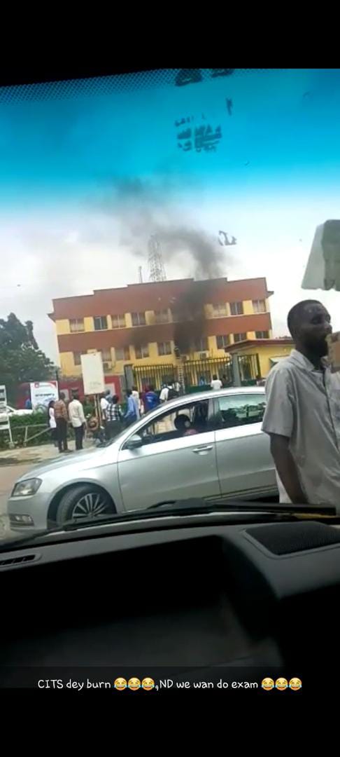 Breaking News: Unilag CITS On Fire.