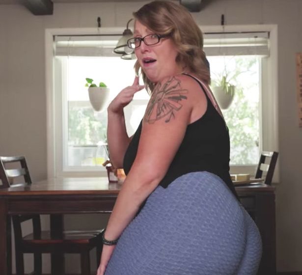 Meet The Fart Queen Who Makes £18,000 Just By Farting On Camera