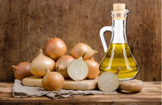 7 magical benefits of using onion oil for hair