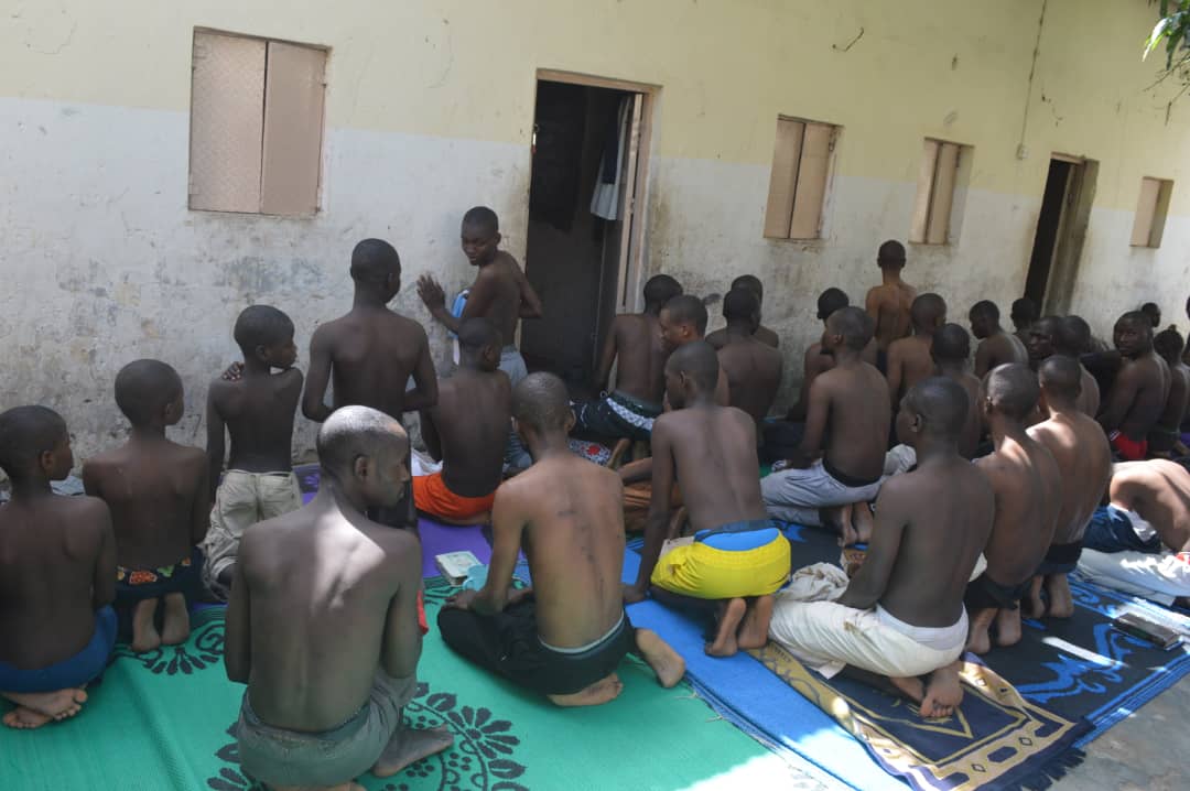 Police uncover illegal rehabilitation centre, release 47 inmates in Kano