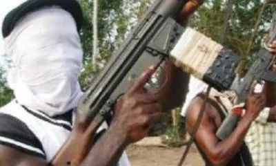 Students, residents scamper for safety as unknown gunmen fire shots in Owerri [VIDEO]