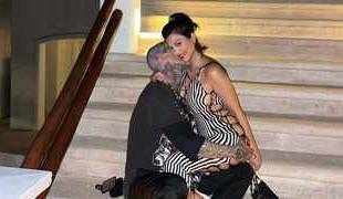 LOOK: Travis Barker and Kourtney Kardashian are engaged