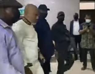 Video Of Nnamdi Kanu Leaving The Court After His Case Was Adjourned