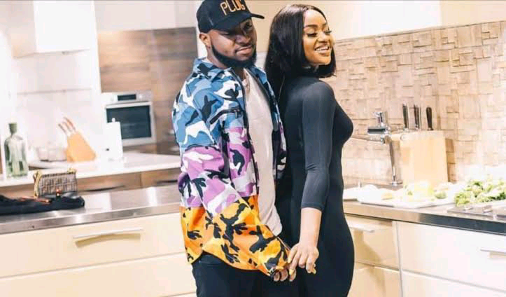 Davido’s Ex, Chioma Rowland puts differences with singer to an end, as she sends him a short Birthday message.