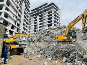 PA To Owner Of Collapsed Ikoyi Building Found Dead, Owner Still Trapped