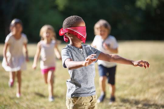 These Blindfolded Children Were Asked To Pick Their Mother Out From A Group, Find Out How They Did.