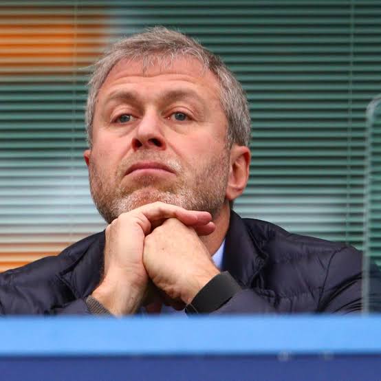 Chelsea supporters urged to stop chanting for Roman Abramovich during matches