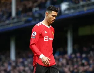 Cristiano Ronaldo apologises for his outburst, following phone incident after United’s 1-0 loss to Everton