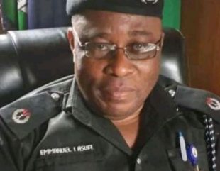 Assistant Police Commissioner in Bayelsa State Slumps And Dies On Duty Post