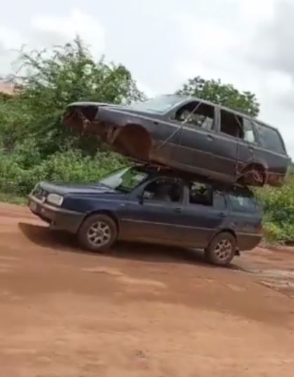 Shocking: Car Seen Carrying Another Car On Nigerian Road