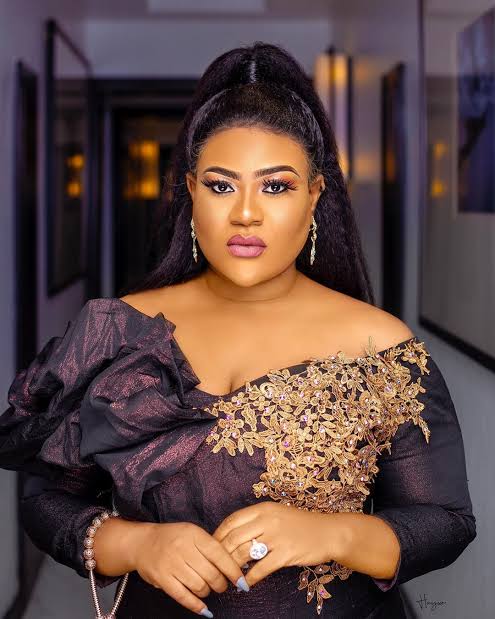 Nkechi Blessing sends warning to broke men trying to ask her out