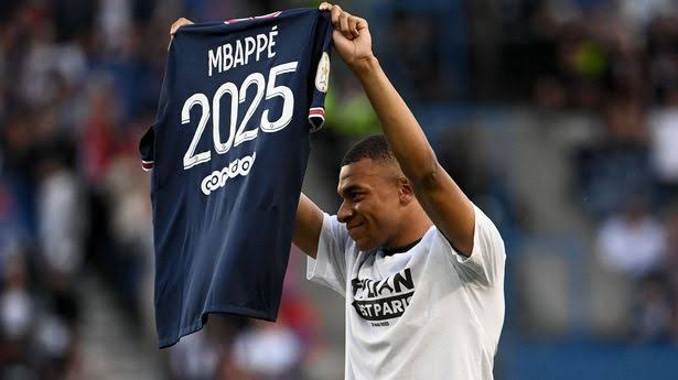 Mbappe explains his decision to stay at PSG