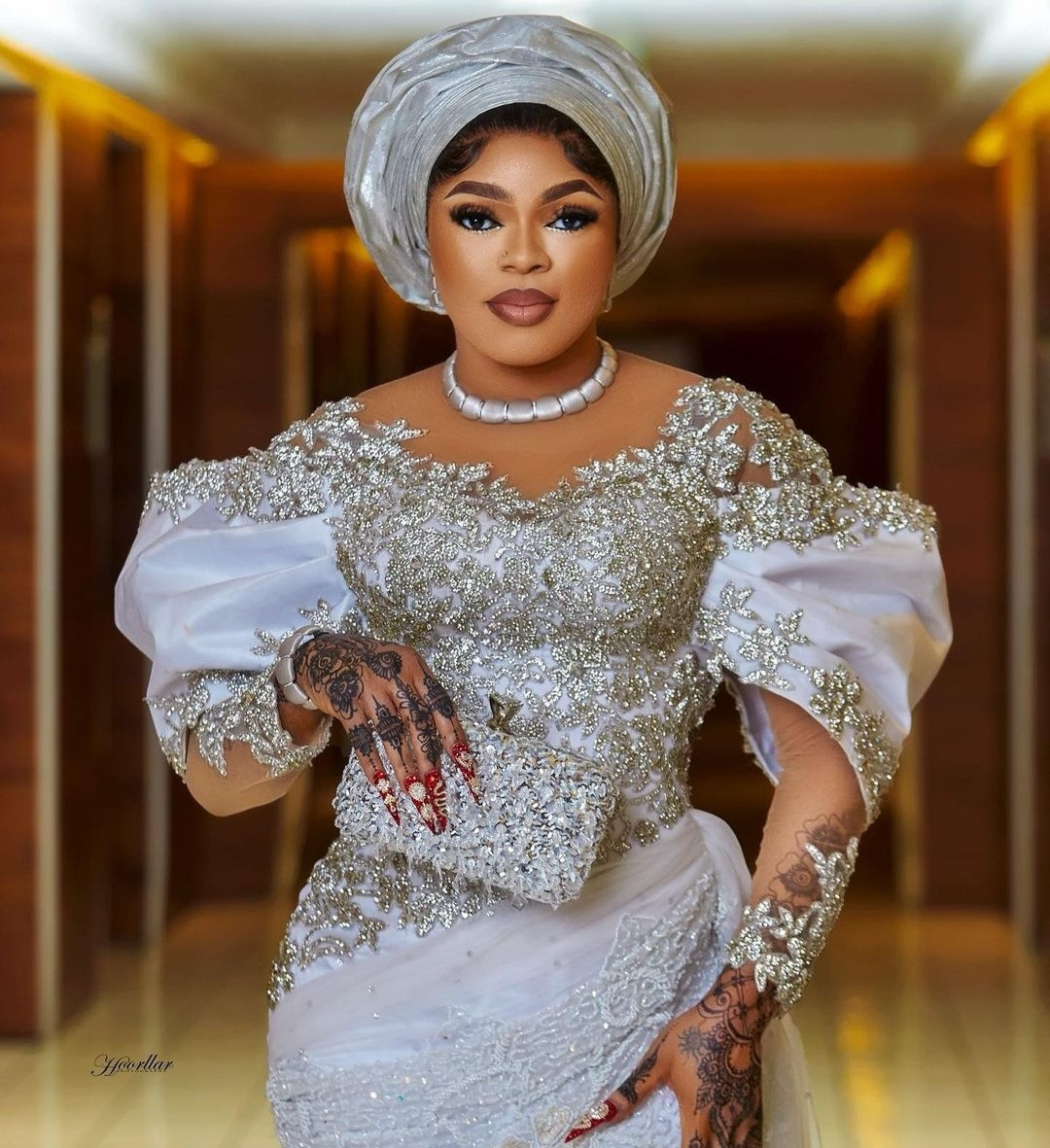 Fans applaud Bobrisky as he gleefully shakes his surgically enlarged behind (Video)