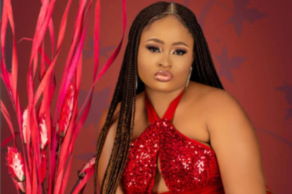 #BBNaija 2022: Amaka sheds tears after first serious fight with Phyna