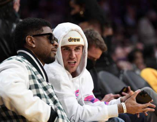 Usher provides a health update on Justin Bieber following the Ramsay Hunt diagnosis