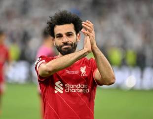 “The king stays”- Mohammed Salah extends his contract with Liverpool