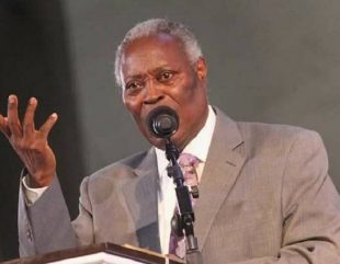 Persistent covering of hair causes odour, stop imposing it on women – Pastor Kumuyi tells his church’s ushers