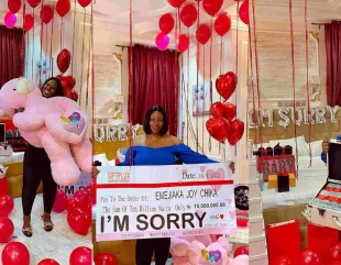 Man apologizes to lover with a cheque of N10m, teddy bear, others (Photos)