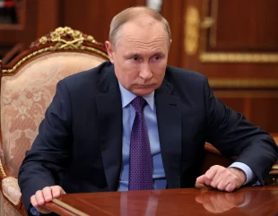Putin hiding in a bunker, planning launch of a tactical nuclear strike, new report claims