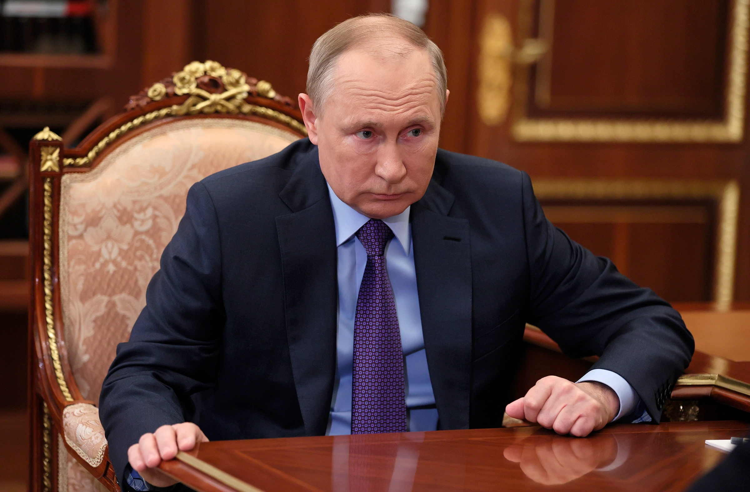 Putin hiding in a bunker, planning launch of a tactical nuclear strike, new report claims