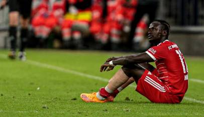 Sadio Mane set to miss the World Cup after suffering a knee injury while playing for Bayern Munich