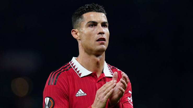 Ronaldo close to agreeing a deal worth €200m per year with Saudi Arabian club.