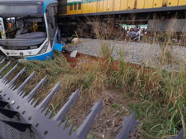 Sanwo-Olu declares 3 days mourning due to train accident