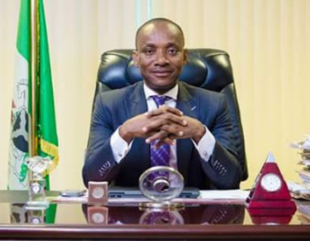 N12b firefighting trucks: Ministers, aides will steal Nigeria dry – Sam Amadi