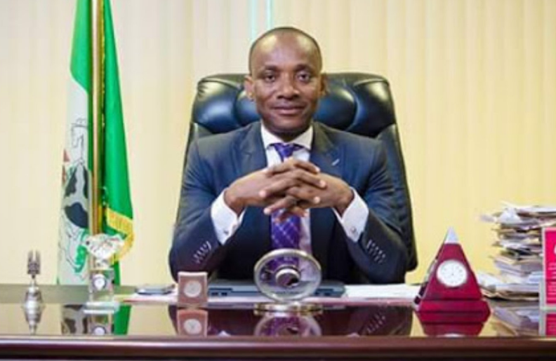 N12b firefighting trucks: Ministers, aides will steal Nigeria dry – Sam Amadi