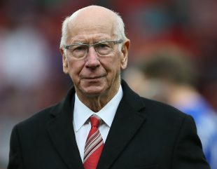 Manchester United Mourns: Legendary Sir Bobby Charlton Passes Away