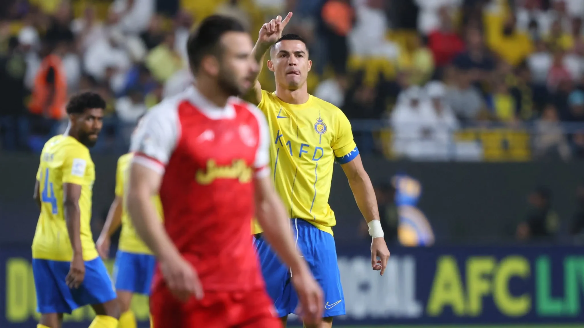 Cristiano Ronaldo Takes Unusual Step, Urges Referee to Overturn Penalty Decision in Al-Nassr’s Favor