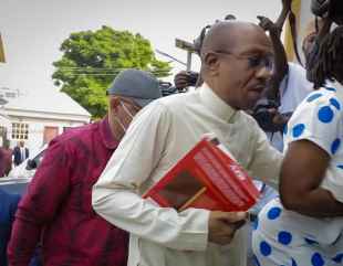 CBN Investigator Reveals Federal Government’s Plan to Recover Two Banks Illegally Sold to Emefiele