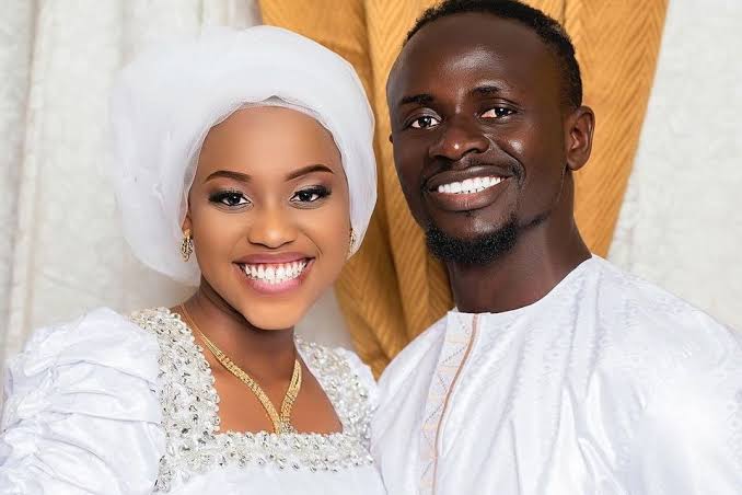 WATCH: Sadio Mane’s 18-year-old wife Aisha Tamba receives hero’s welcome as she returns back to school after their wedding