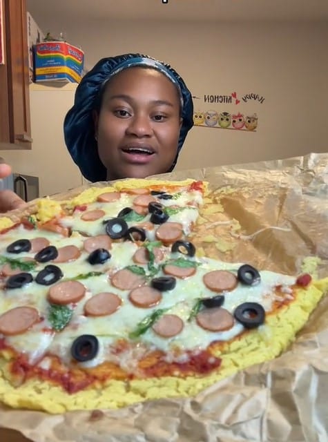 Chef Stuns Audience with Her Unique ‘Garri Pizza’ (Video)